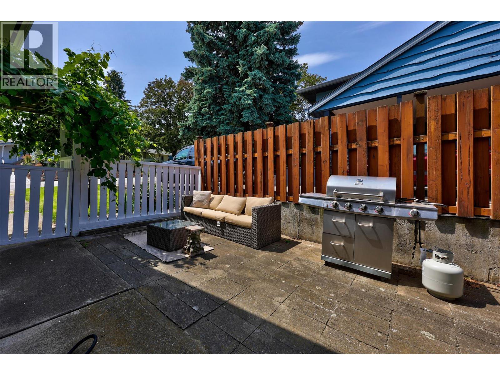 411 Strathcona Terrace, Kamloops, British Columbia  V2C 1C2 - Photo 14 - 10354218