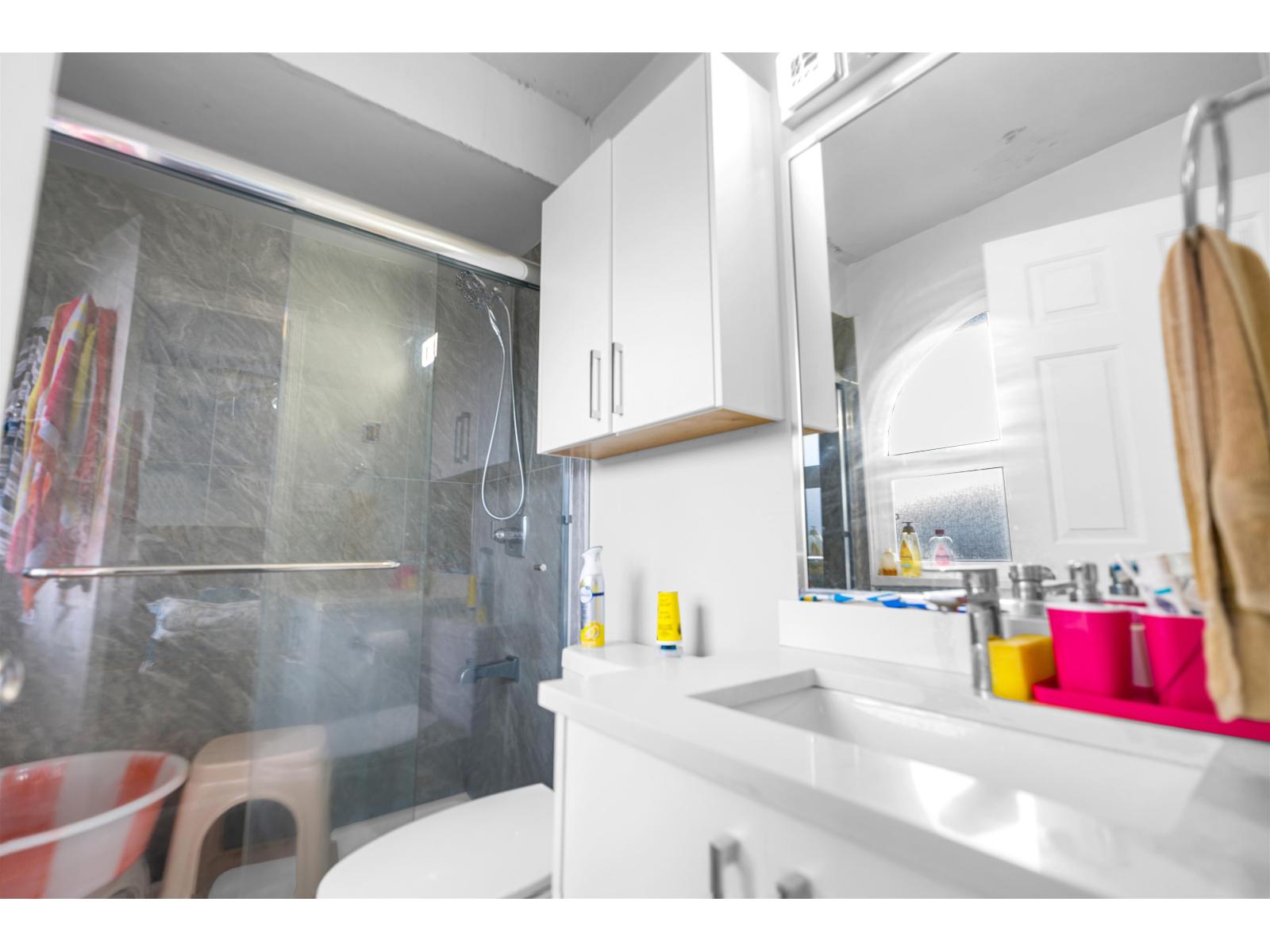 7595 122a Street, Surrey, British Columbia  V3W 0K7 - Photo 7 - R3084841