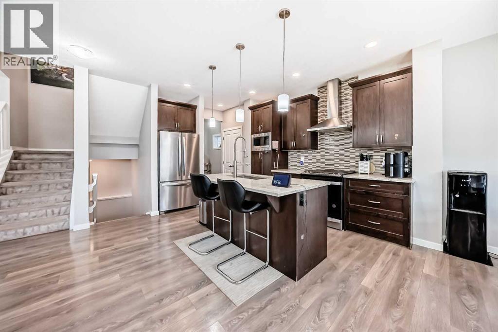 752 Midtown Drive Sw, Airdrie, Alberta  T4B 4K5 - Photo 4 - A2276048