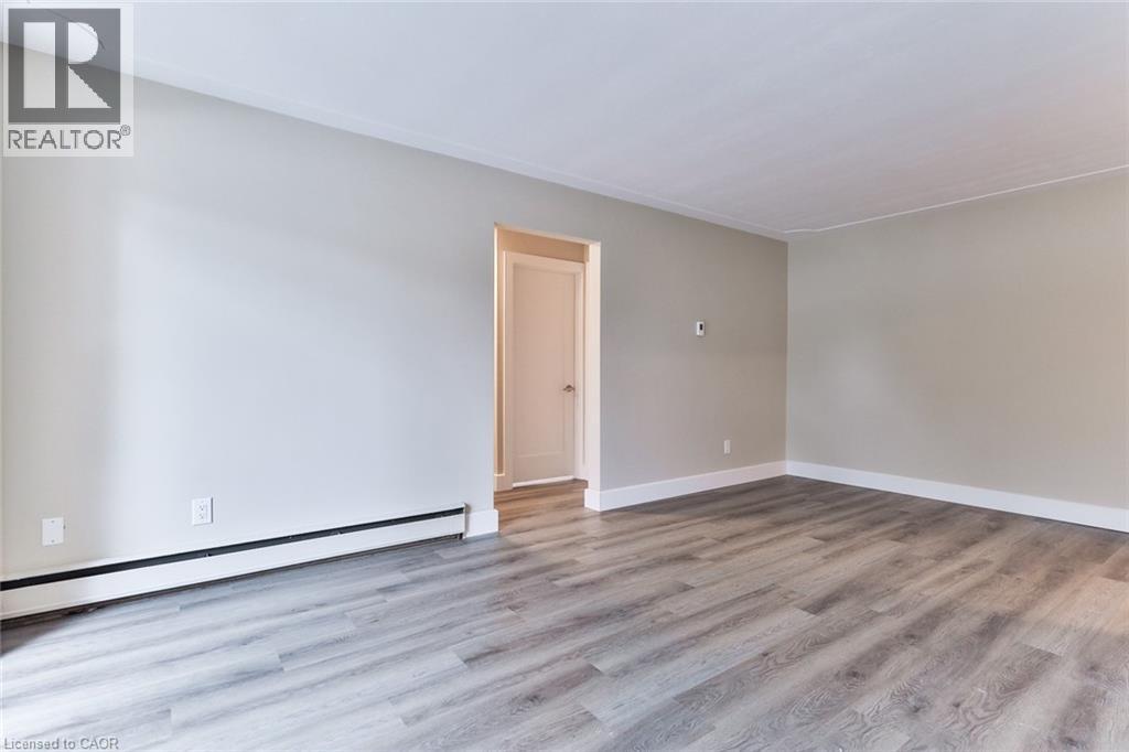 169 David Street Unit# 17, Kitchener, Ontario  N2G 1Y3 - Photo 5 - 40803267