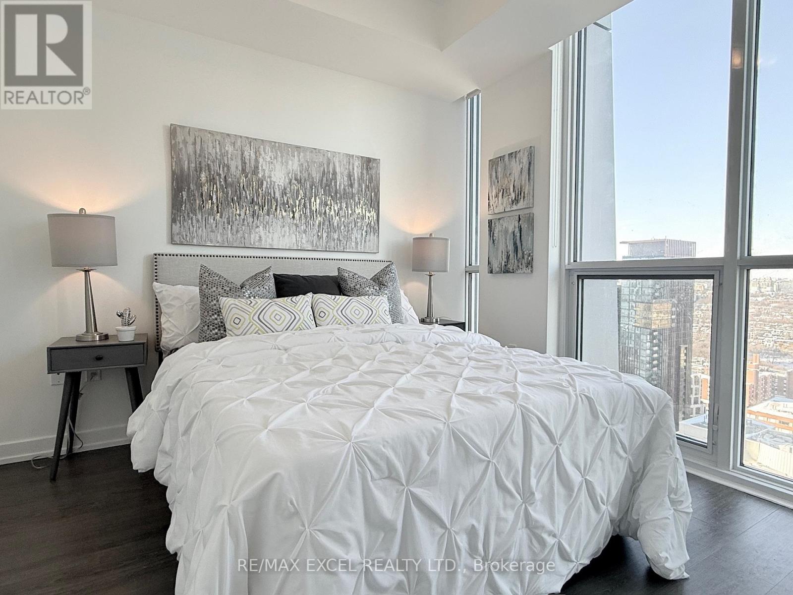 2806 - 1 Yorkville Avenue, Toronto, Ontario  M4W 1L1 - Photo 15 - C12761886