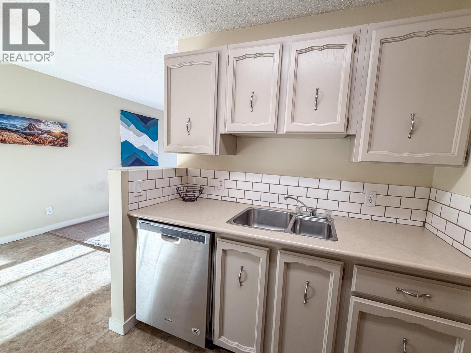 2515 12th Street N Unit# 215, Cranbrook, British Columbia  V1C 5X3 - Photo 7 - 10374935