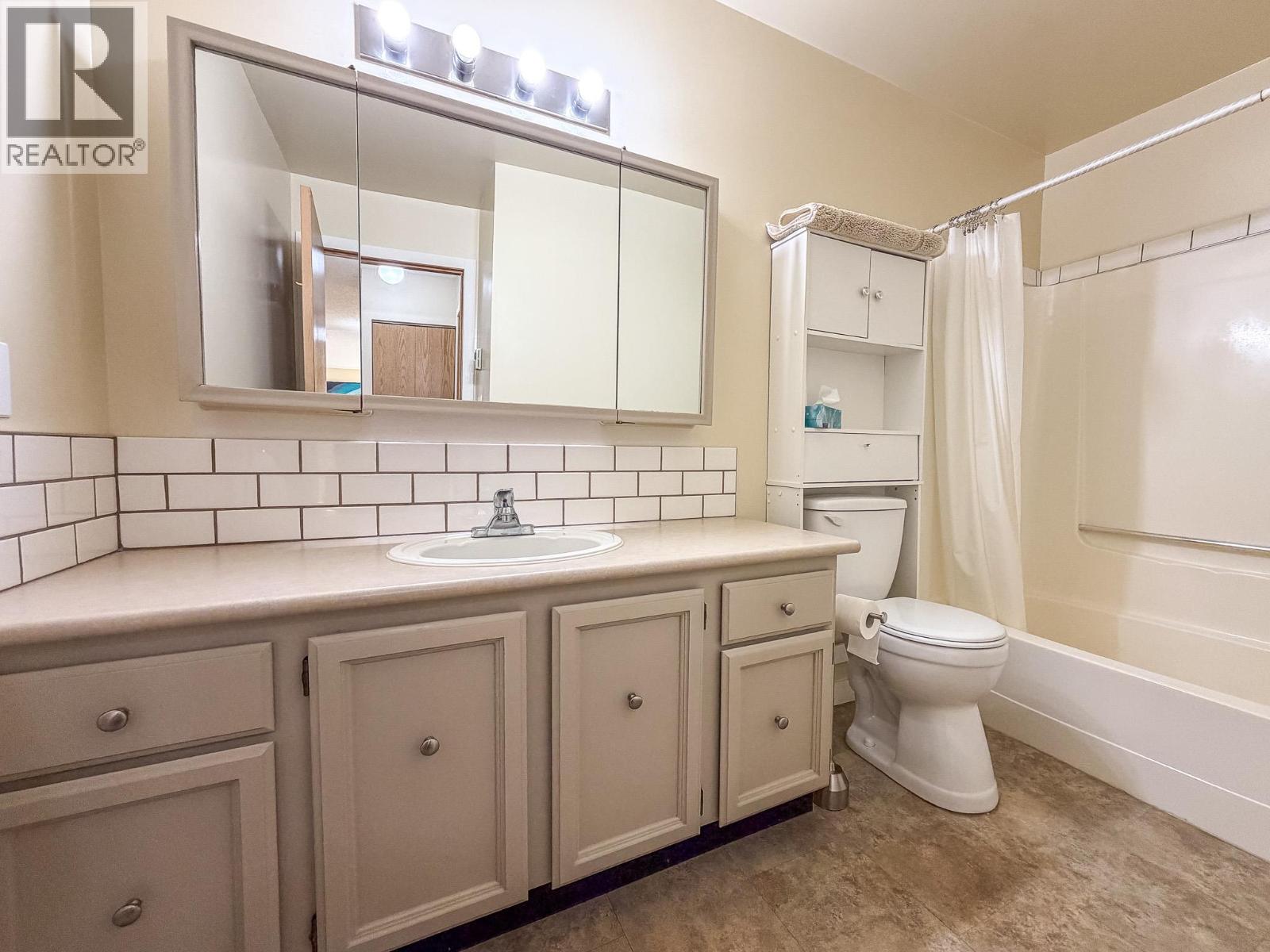 2515 12th Street N Unit# 215, Cranbrook, British Columbia  V1C 5X3 - Photo 14 - 10374935