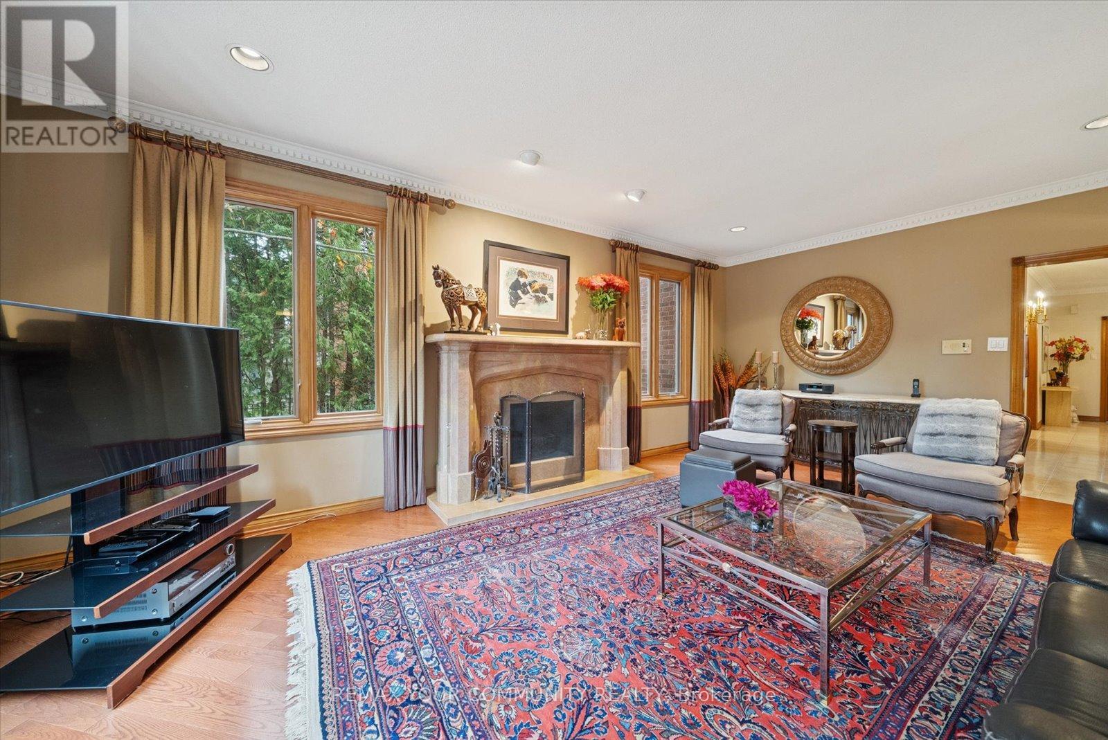 8 Old Park Lane, Richmond Hill (Bayview Hill), Ontario  L4B 2L8 - Photo 7 - N12761922