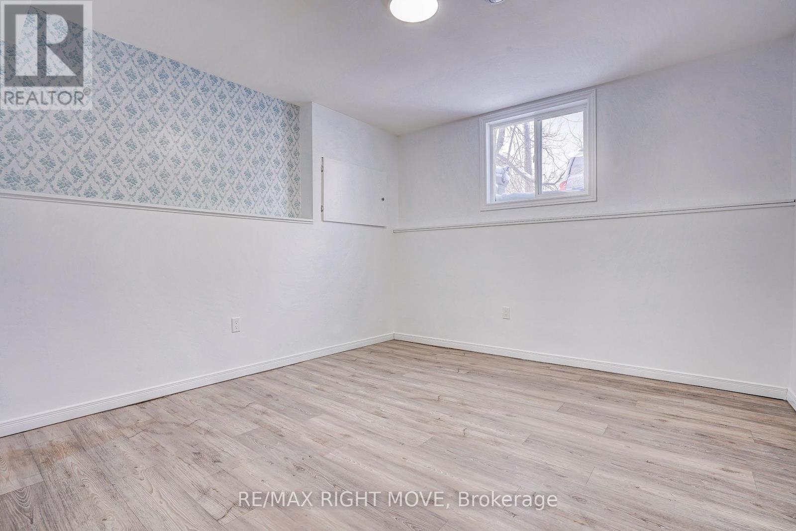 3 Lakeview Avenue, Orillia, Ontario  L3V 6E6 - Photo 14 - S12761814