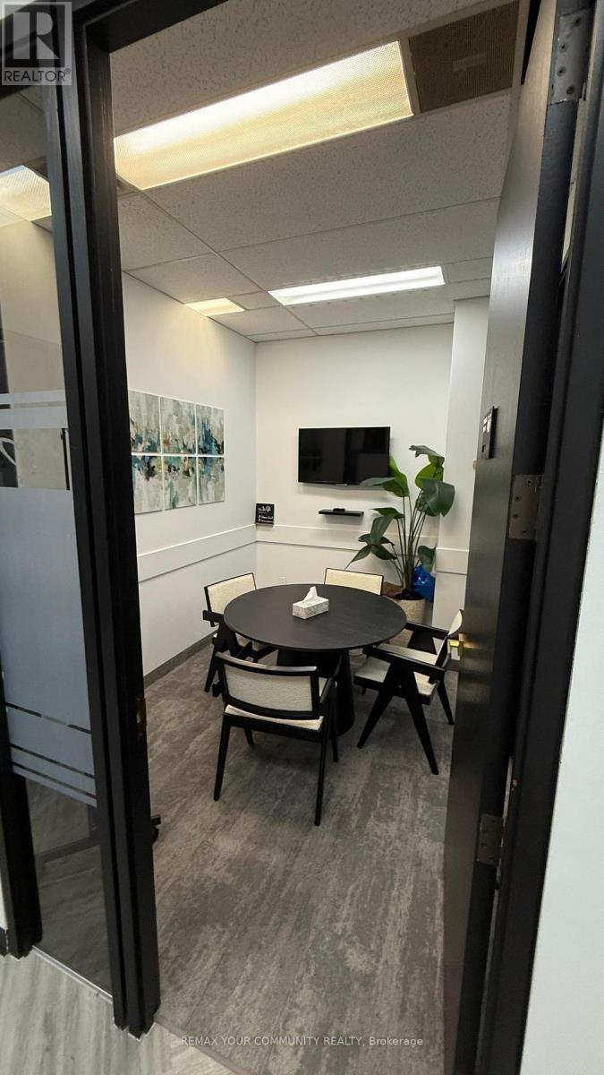 103a - 245 Fairview Mall Drive, Toronto, Ontario  M2J 4T1 - Photo 10 - C12459209