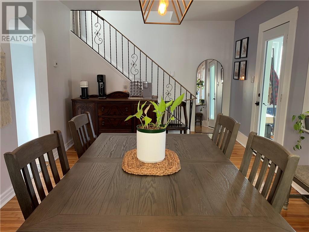 13 Craig, Copper Cliff, Ontario  P0M 1N0 - Photo 10 - 2126337