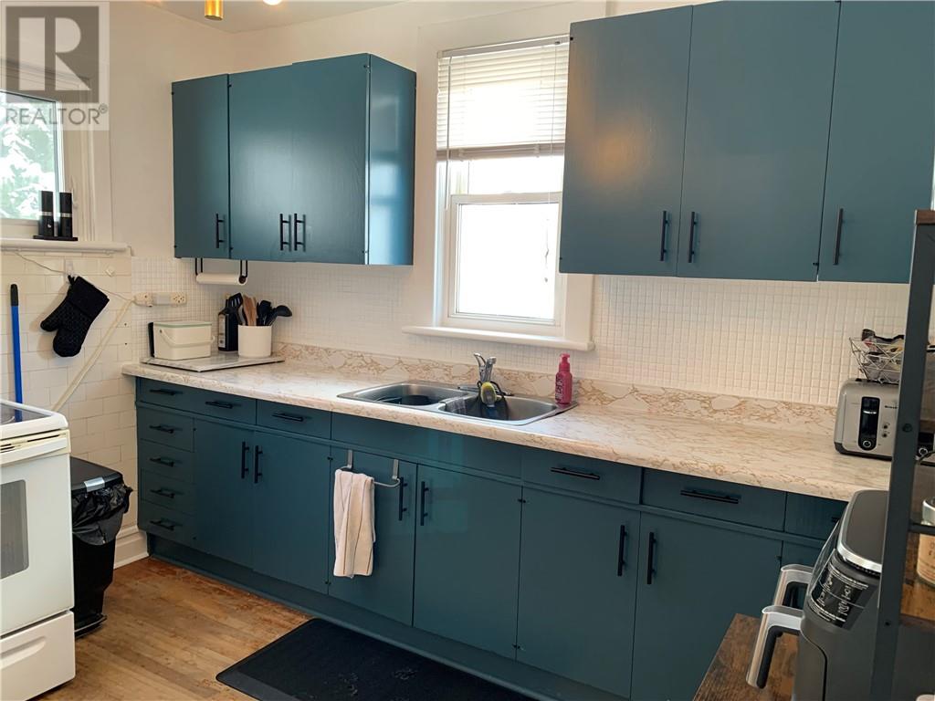 13 Craig, Copper Cliff, Ontario  P0M 1N0 - Photo 17 - 2126337