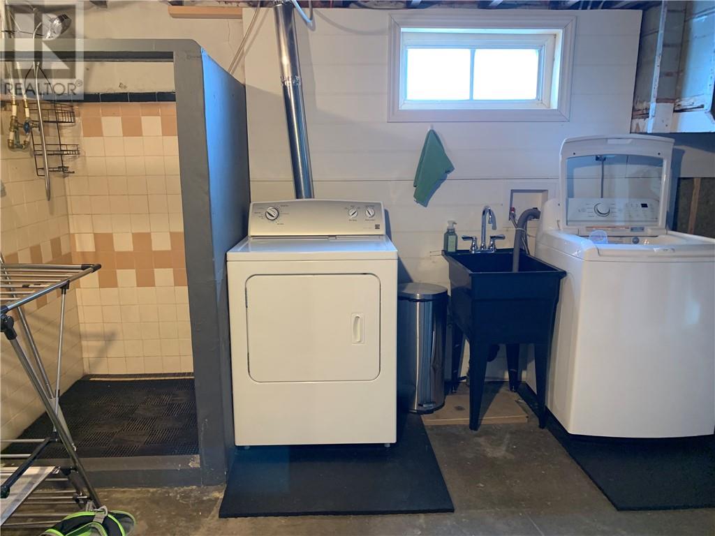 13 Craig, Copper Cliff, Ontario  P0M 1N0 - Photo 40 - 2126337