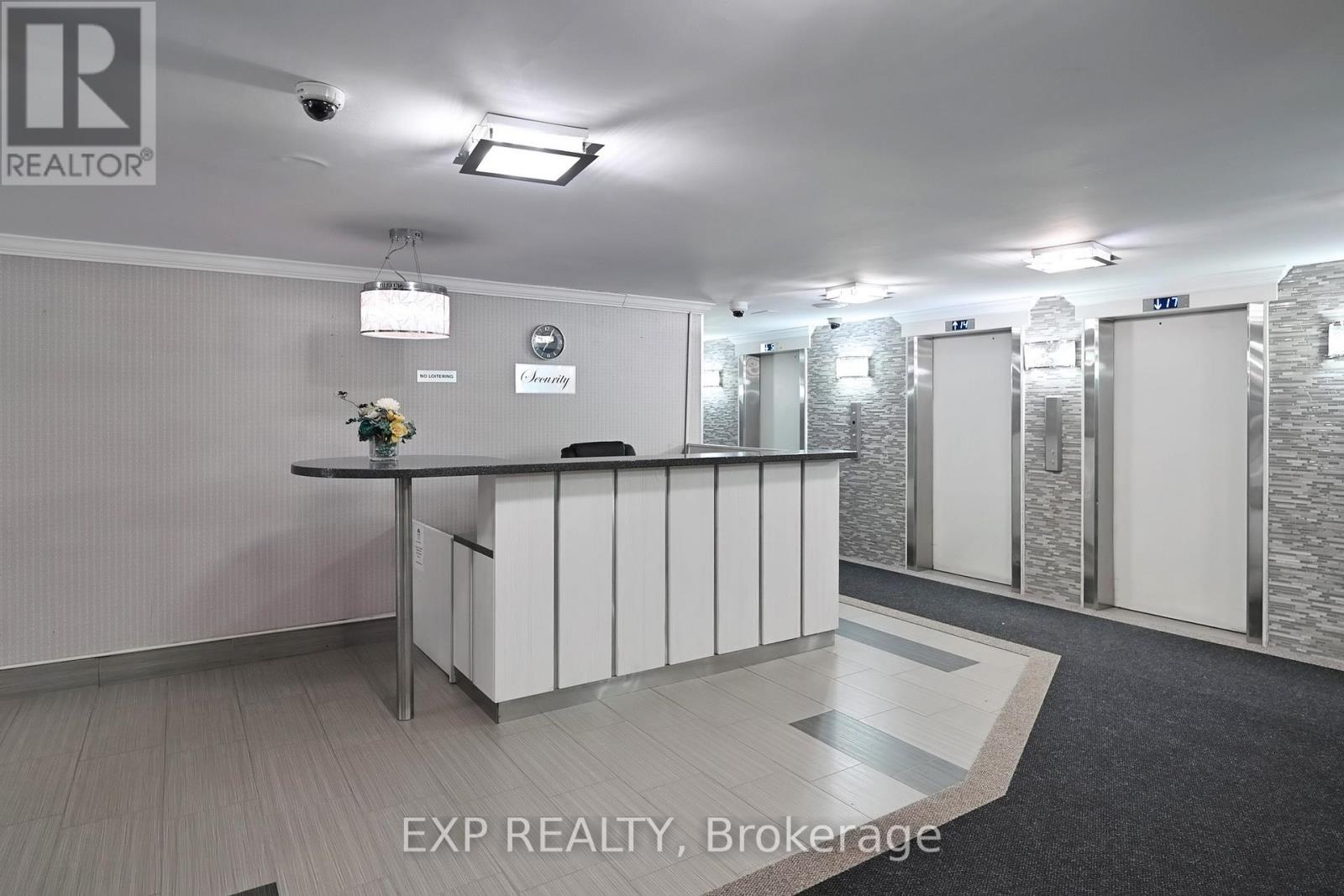 1606 - 15 Kensington Road, Brampton (Queen Street Corridor), Ontario  L6T 3W2 - Photo 4 - W12761792