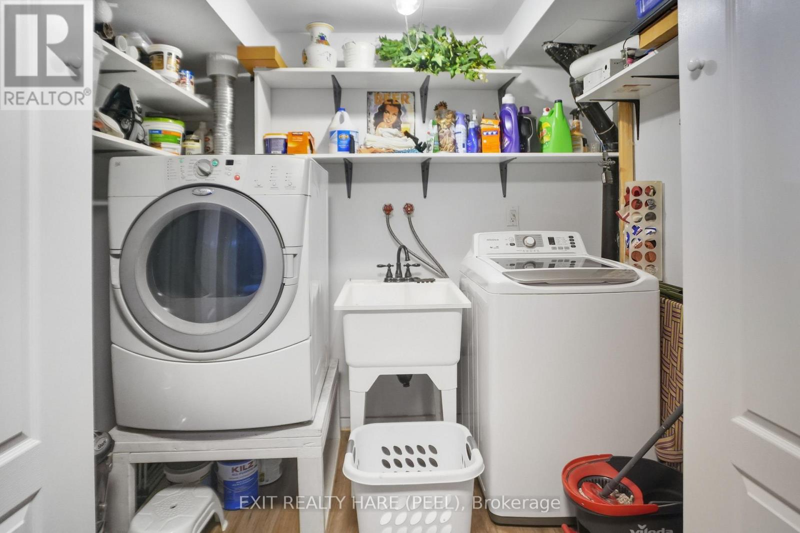 128 - 128 Baronwood Court, Brampton (Brampton North), Ontario  L6V 3H8 - Photo 32 - W12761808