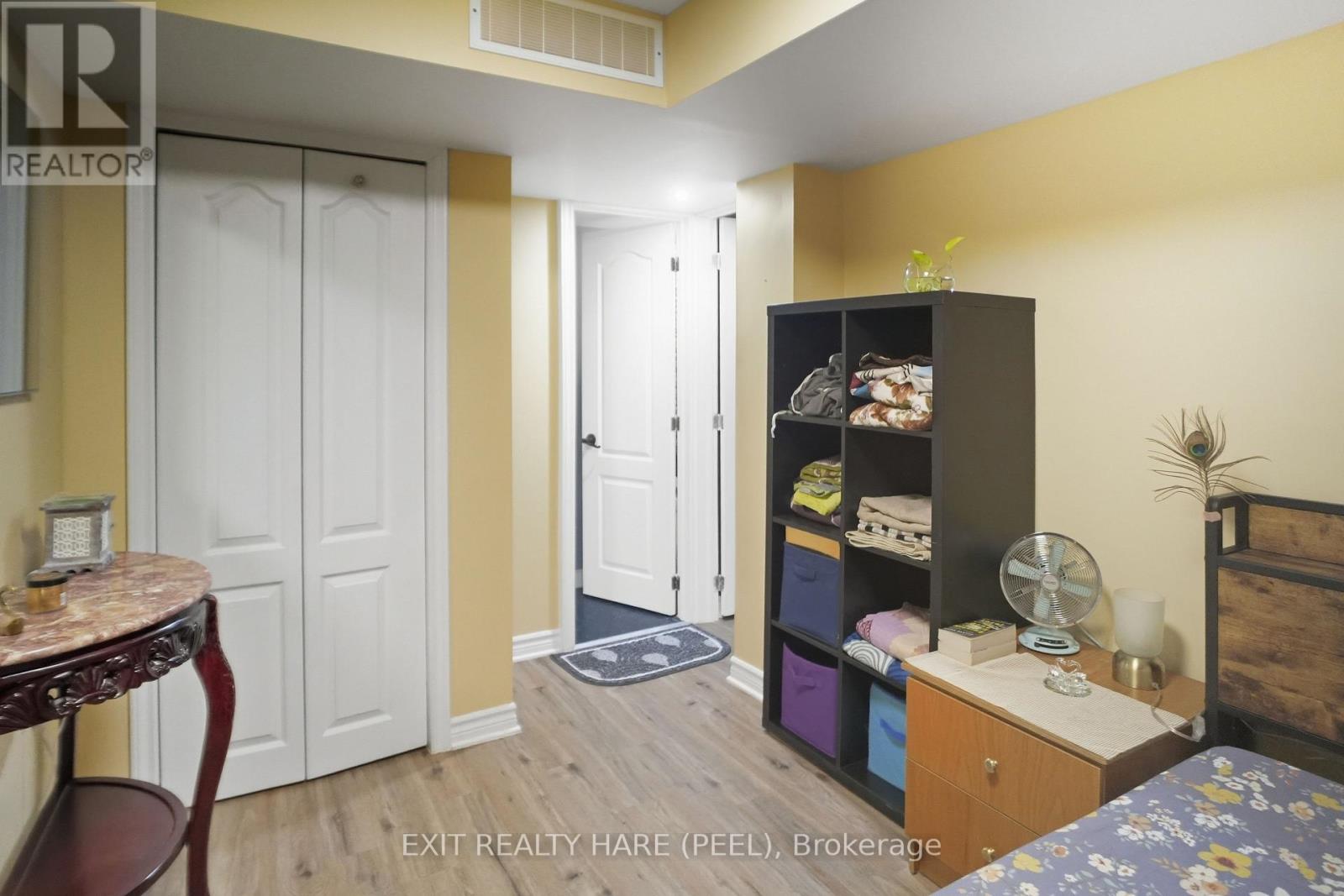 128 - 128 Baronwood Court, Brampton (Brampton North), Ontario  L6V 3H8 - Photo 35 - W12761808