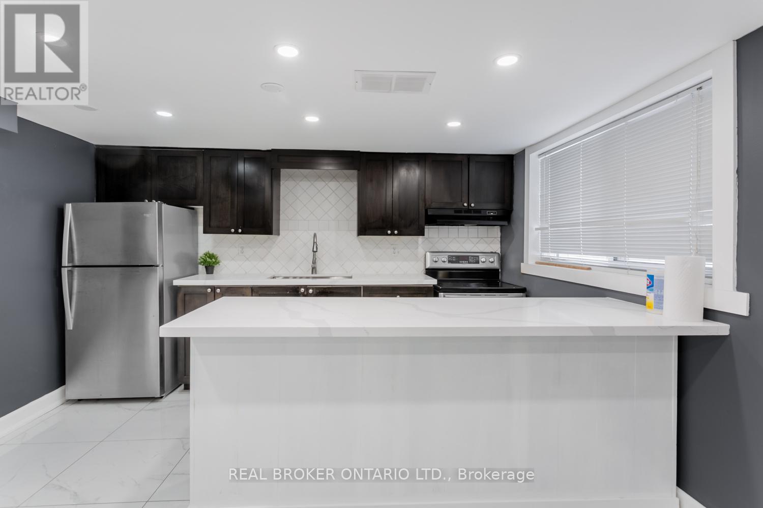 Basement - 120 Hadrian Drive, Toronto (Elms-Old Rexdale), Ontario  M9W 1V4 - Photo 10 - W12761816