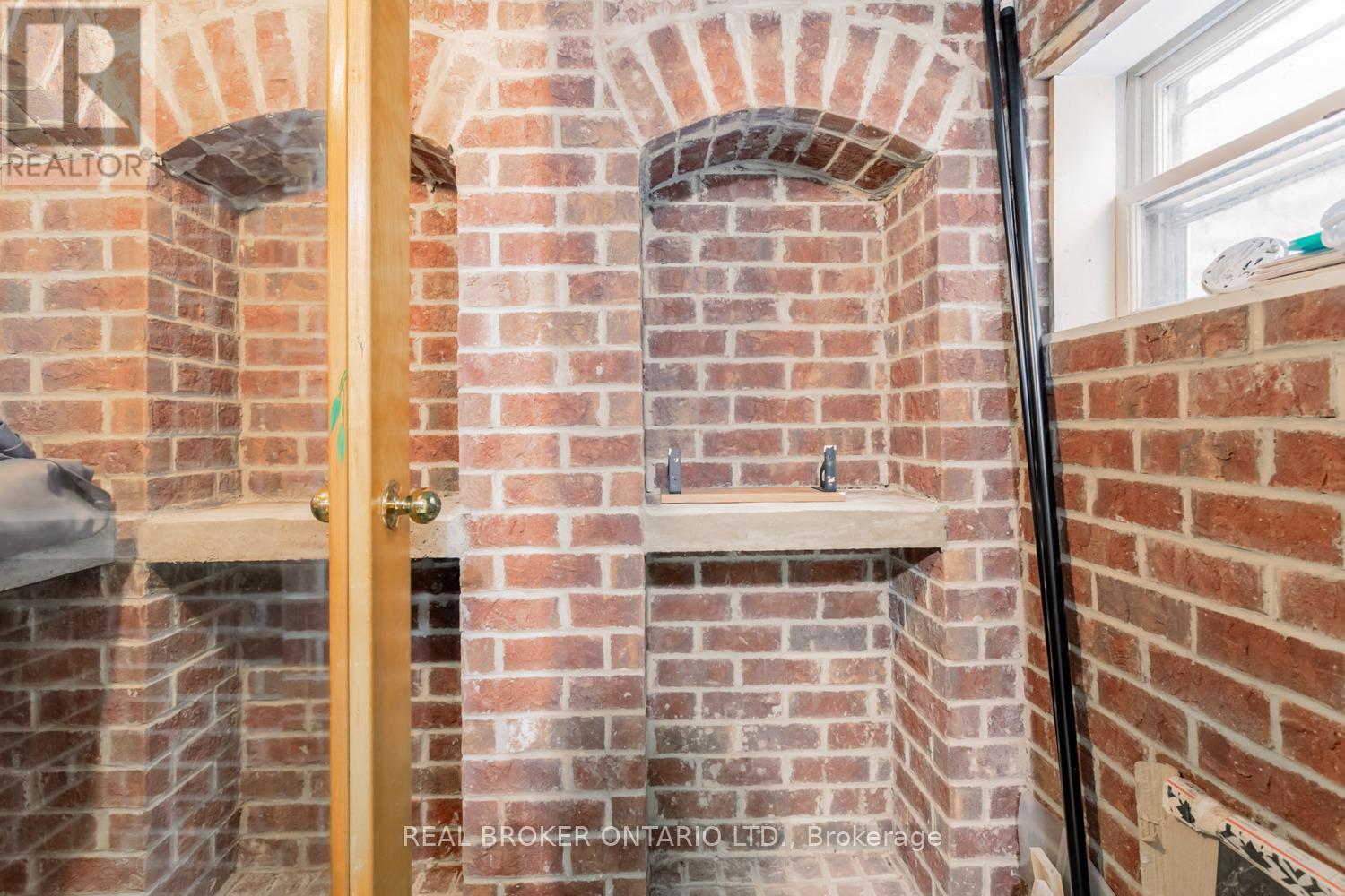 Basement - 120 Hadrian Drive, Toronto (Elms-Old Rexdale), Ontario  M9W 1V4 - Photo 21 - W12761816