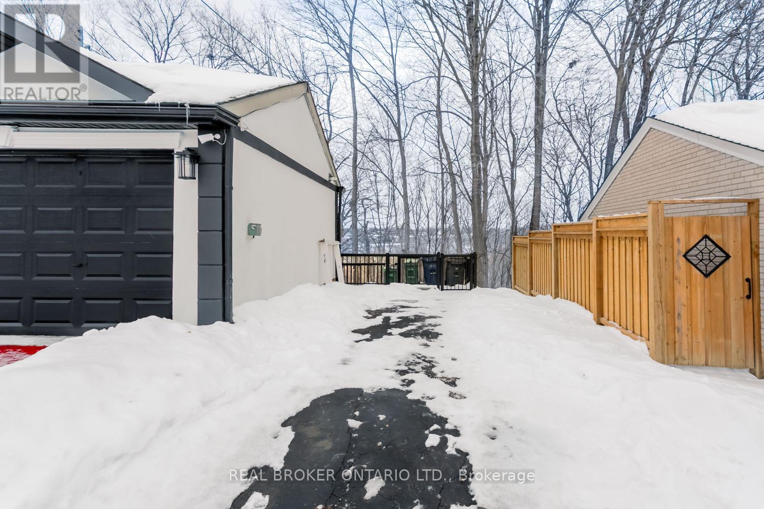 Basement - 120 Hadrian Drive, Toronto (Elms-Old Rexdale), Ontario  M9W 1V4 - Photo 22 - W12761816