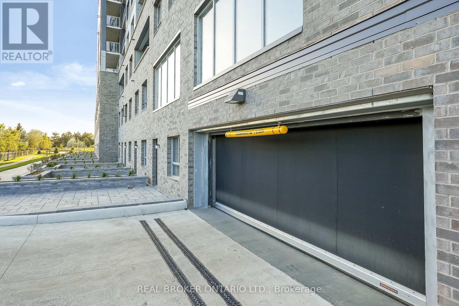 310 - 100 Manett Crescent, Brampton (Brampton West), Ontario  L6X 4P7 - Photo 11 - W12761818