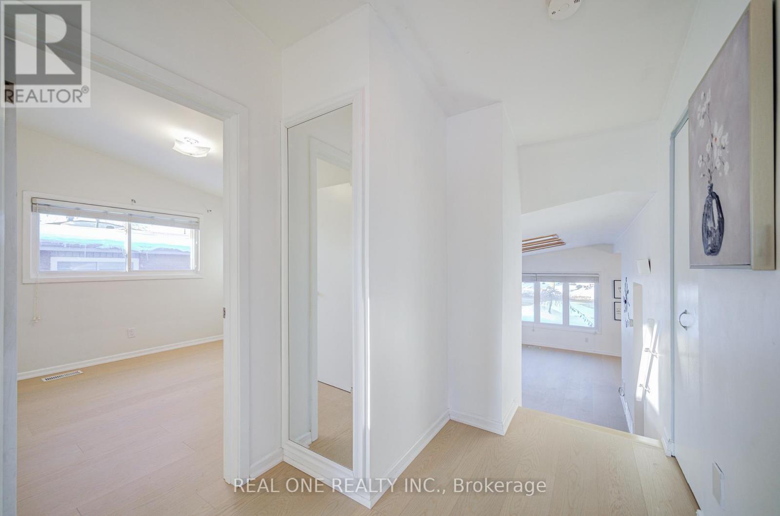 336 Hampton Heath Road, Burlington, Ontario  L7L 4P9 - Photo 21 - W12761838