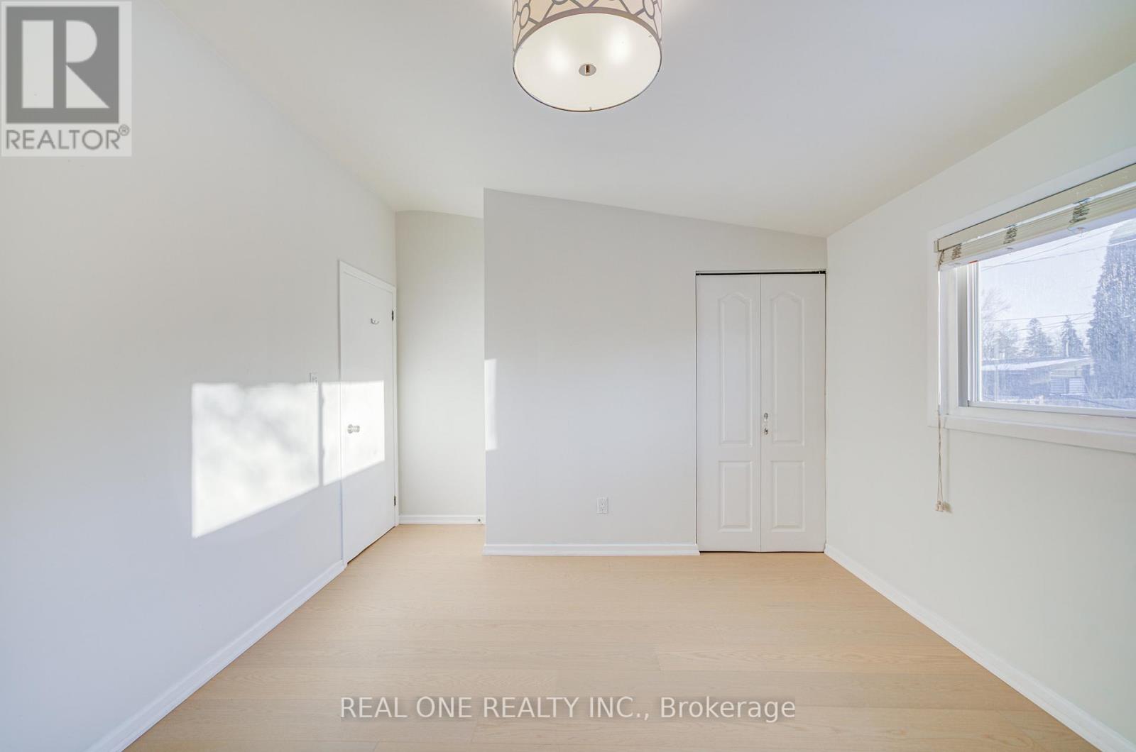 336 Hampton Heath Road, Burlington, Ontario  L7L 4P9 - Photo 31 - W12761838