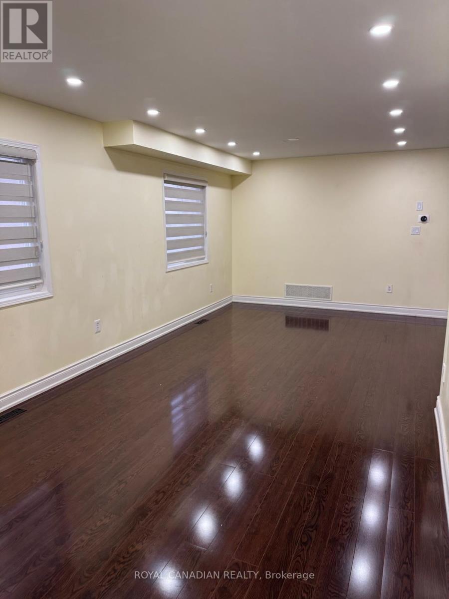 289 Edenbrook Hill Drive, Brampton (Fletcher's Meadow), Ontario  L7A 2M5 - Photo 10 - W12761840