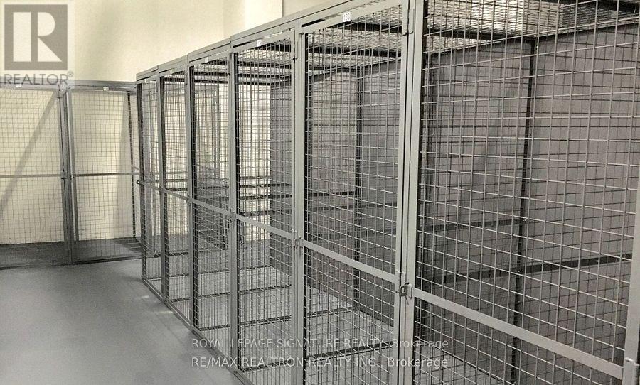 P4-162 & P-3-25 - 430 Square One Drive E, Mississauga, Ontario  L5B 0L6 - Photo 3 - W12761844