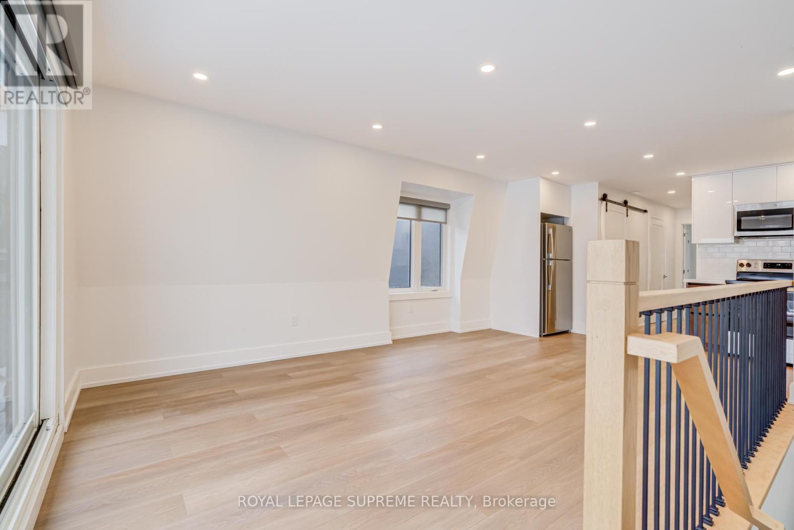 3 - 97 Bernice Crescent, Toronto (Rockcliffe-Smythe), Ontario  M6N 1W7 - Photo 12 - W12761870