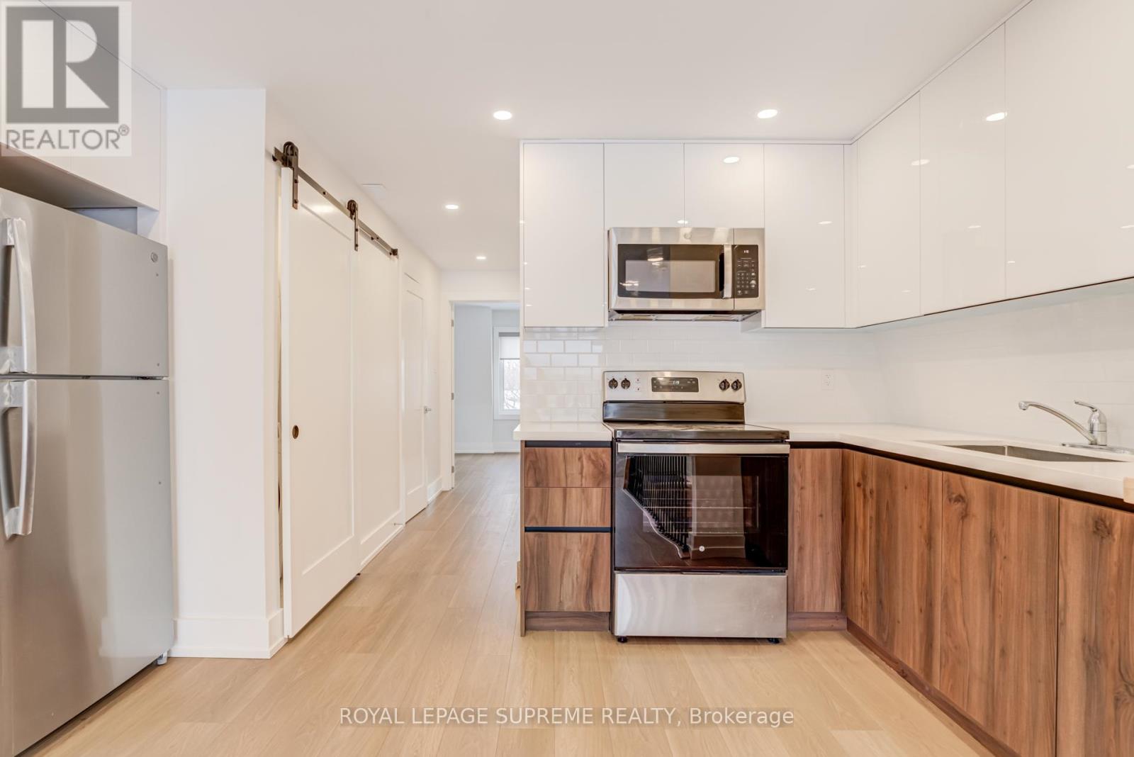 3 - 97 Bernice Crescent, Toronto (Rockcliffe-Smythe), Ontario  M6N 1W7 - Photo 16 - W12761870