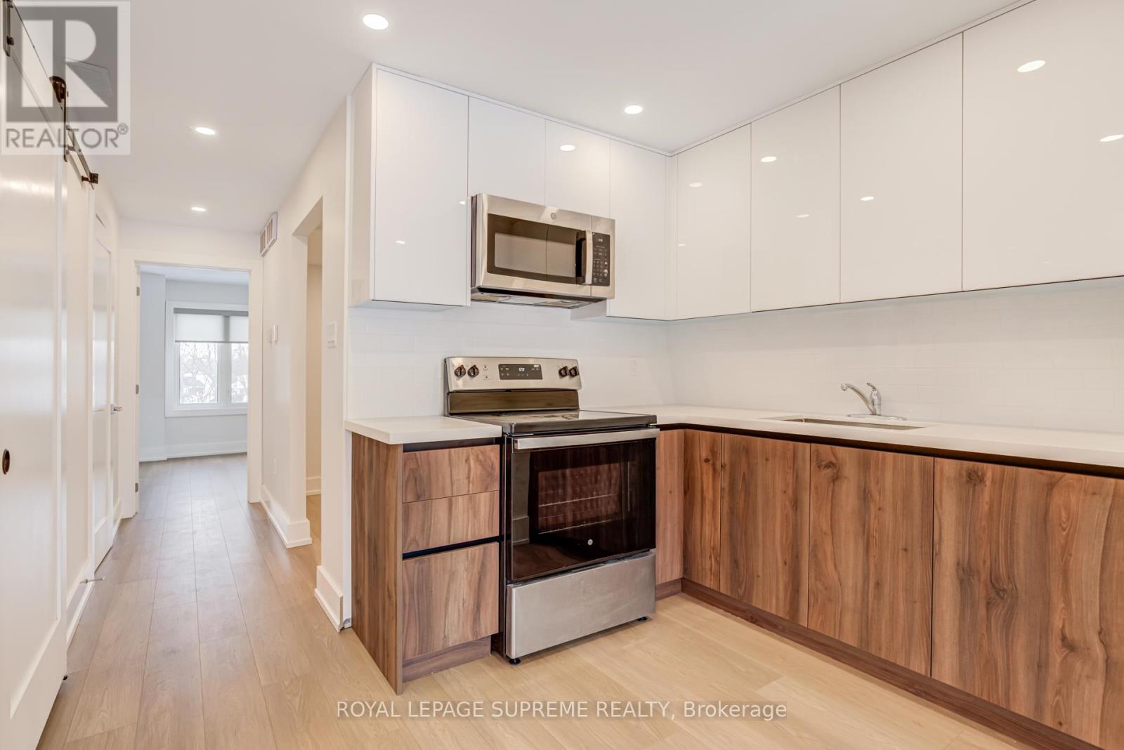 3 - 97 Bernice Crescent, Toronto (Rockcliffe-Smythe), Ontario  M6N 1W7 - Photo 17 - W12761870