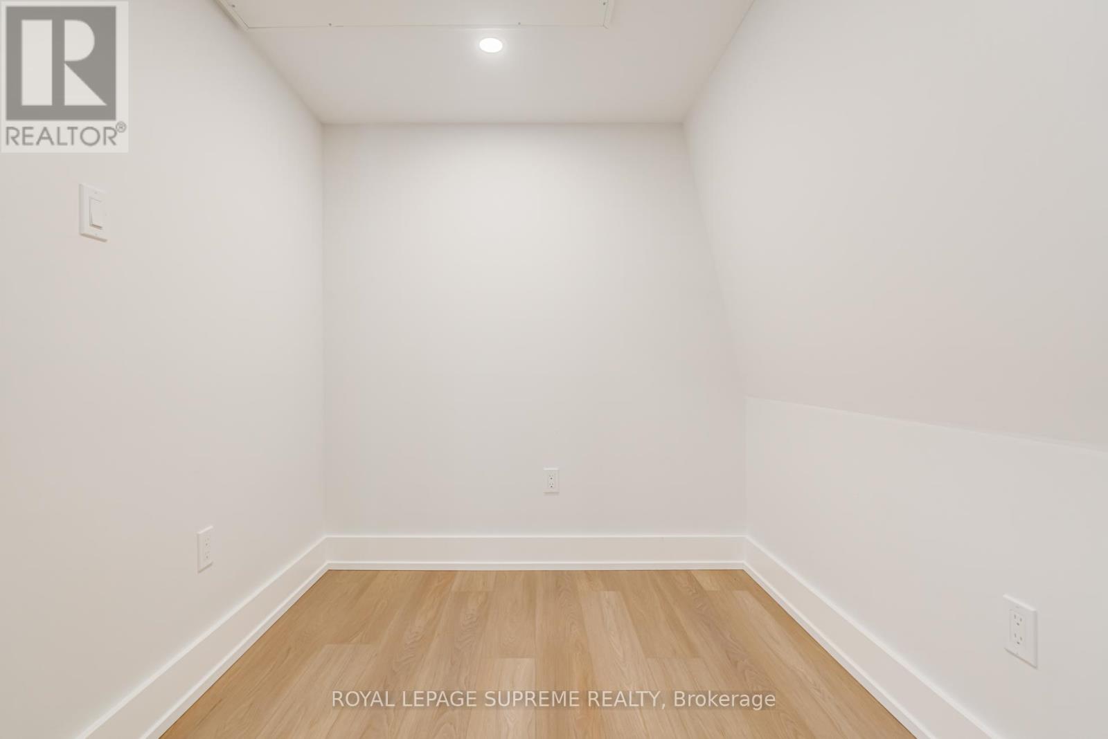 3 - 97 Bernice Crescent, Toronto (Rockcliffe-Smythe), Ontario  M6N 1W7 - Photo 25 - W12761870