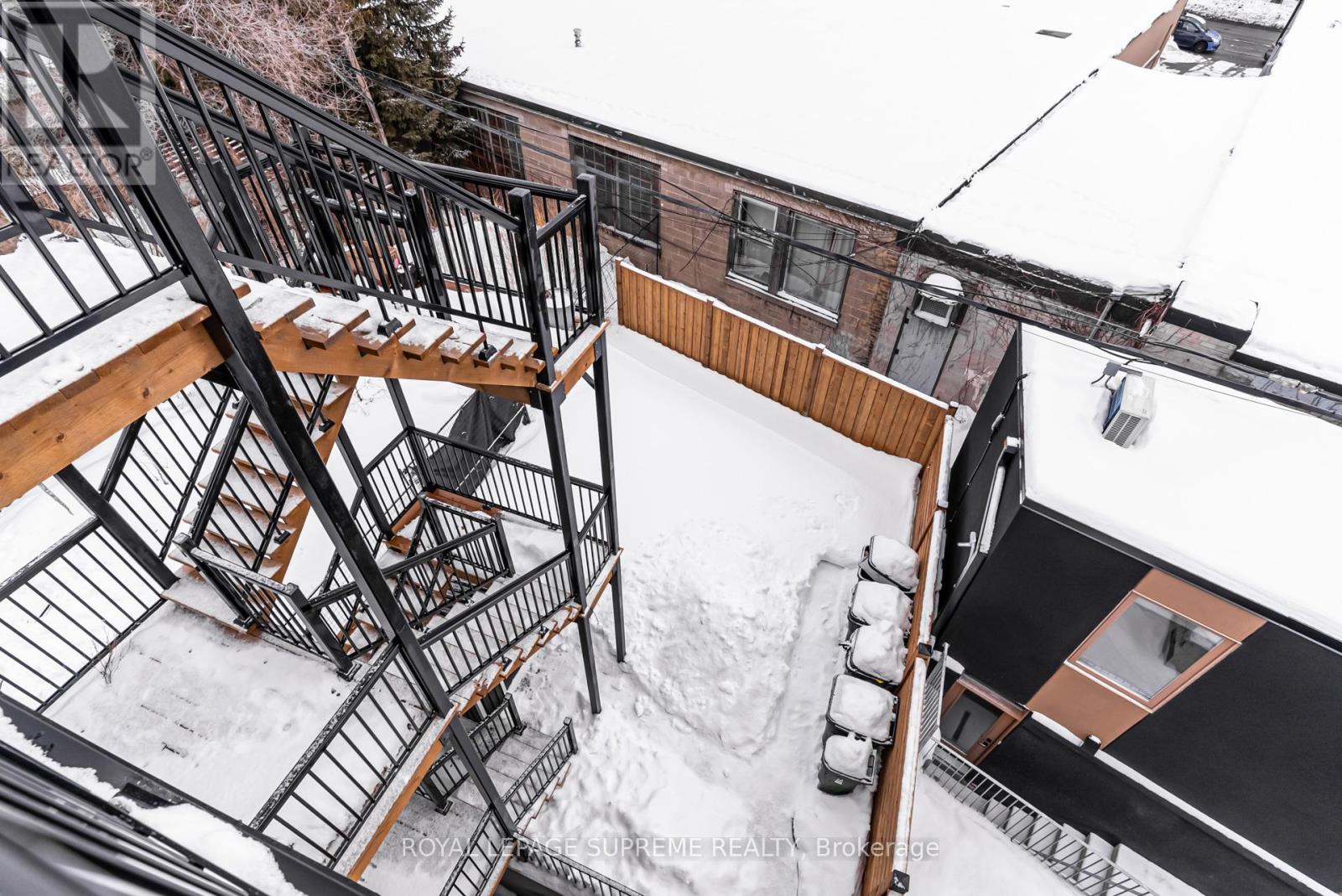 3 - 97 Bernice Crescent, Toronto (Rockcliffe-Smythe), Ontario  M6N 1W7 - Photo 29 - W12761870