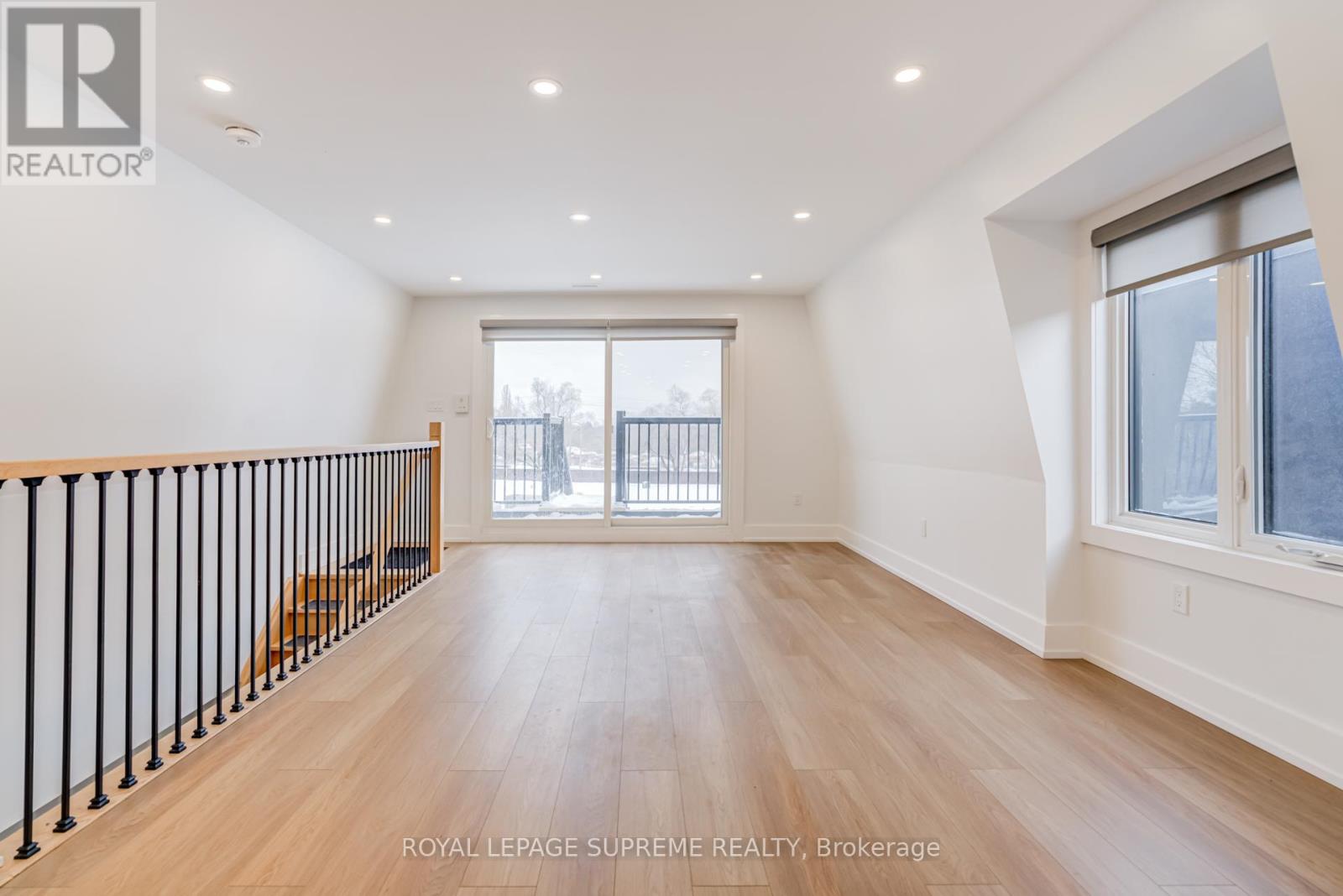 3 - 97 Bernice Crescent, Toronto (Rockcliffe-Smythe), Ontario  M6N 1W7 - Photo 9 - W12761870