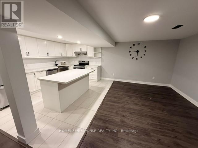 Bmst - 3281 Weatherford Road, Mississauga, Ontario  L5M 7X7 - Photo 3 - W12750464