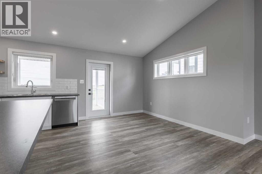 332 9 Street N, Picture Butte, Alberta  T0K 1V0 - Photo 11 - A2260303