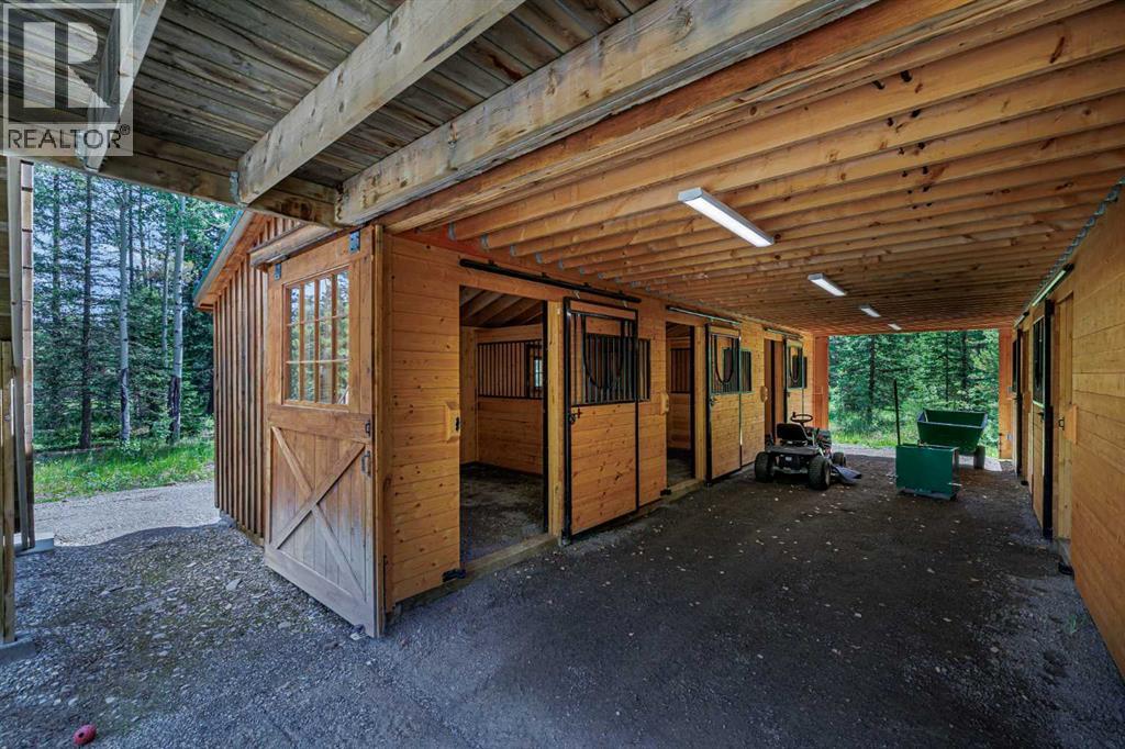 282155 Range Road 53, Rural Rocky View County, Alberta  T4C 1A7 - Photo 8 - A2235089