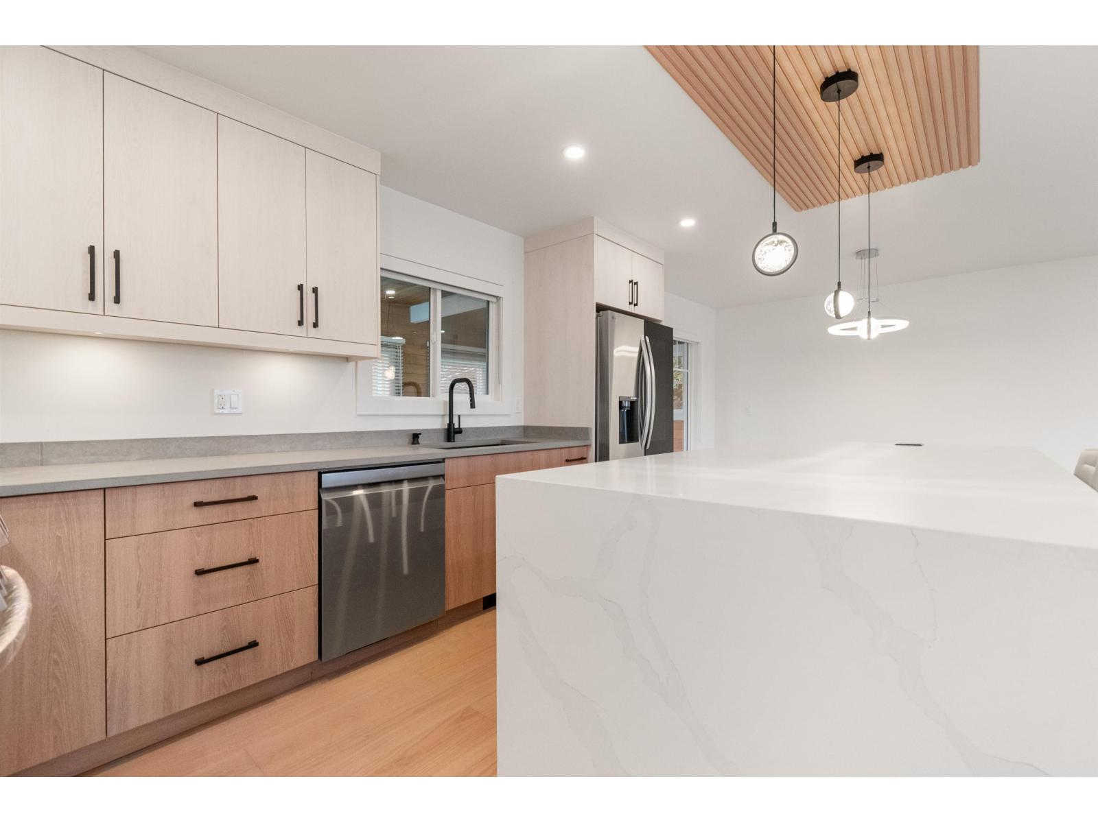 8762 Butchart Street, Chilliwack Proper South, Chilliwack, British Columbia  V2P 5S3 - Photo 15 - R3086535