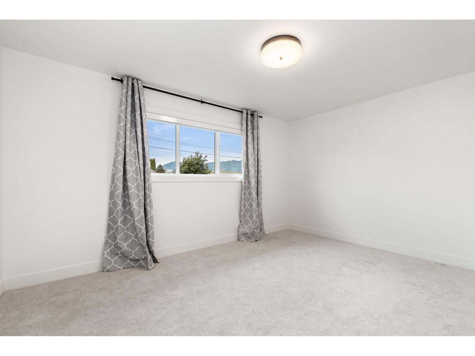 8762 Butchart Street, Chilliwack Proper South, Chilliwack, British Columbia  V2P 5S3 - Photo 19 - R3086535