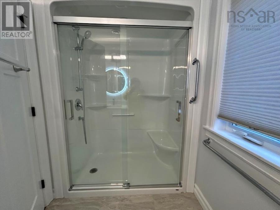 144 Winburn Avenue, Northwood Estates, Bridgewater, Nova Scotia  B4V 3S9 - Photo 11 - 202528859