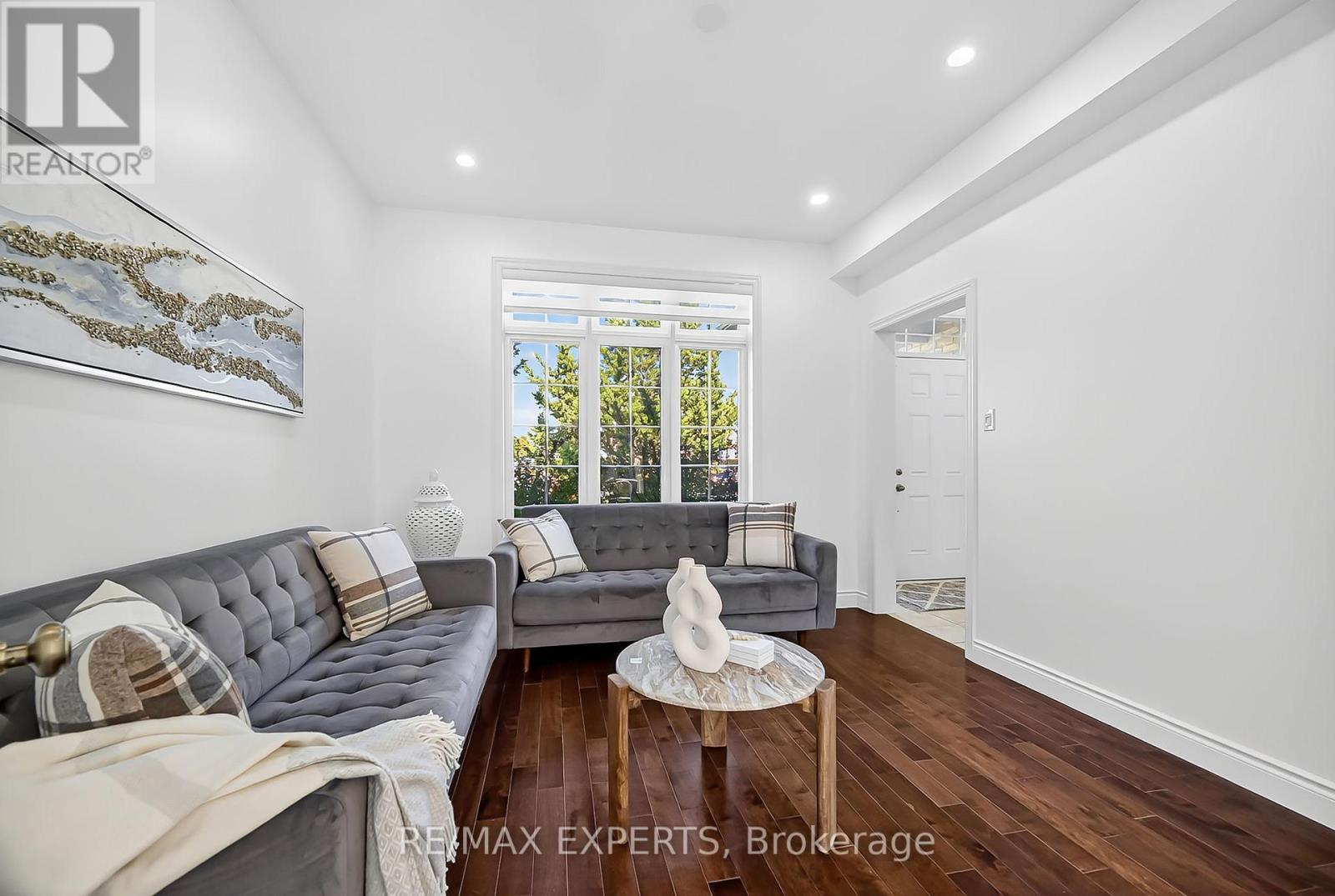 936 Talisman Crescent, London South (South L), Ontario  N6K 0B7 - Photo 7 - X12761892