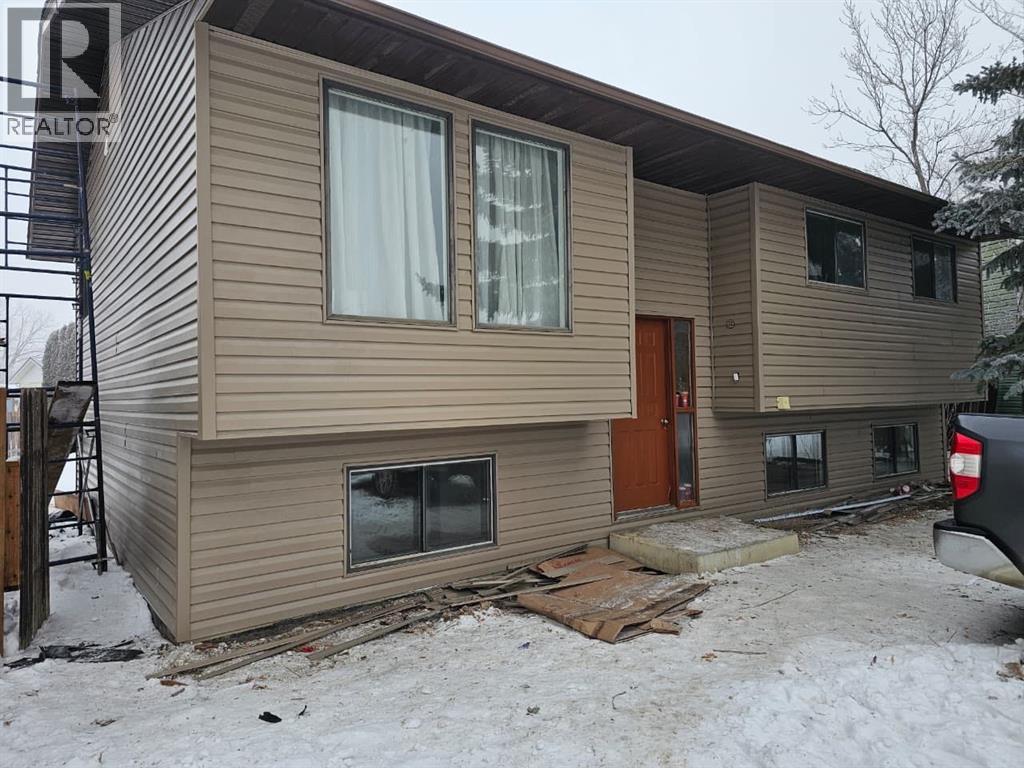 52 Wildrose Crescent, Brooks, Alberta  T1R 0A4 - Photo 3 - A2280679