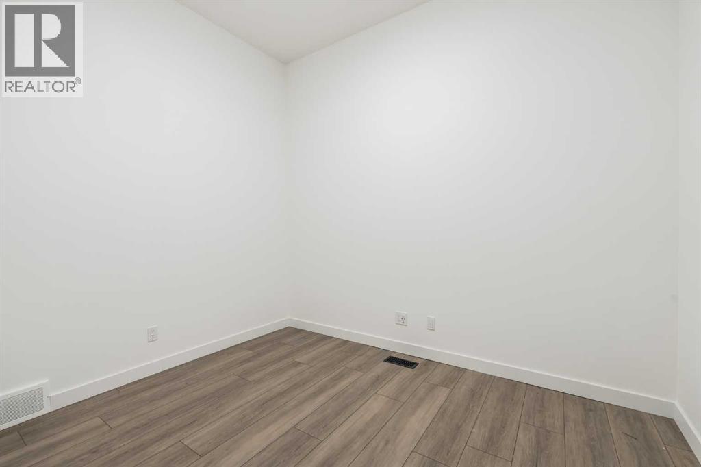 71 Silver Spruce Grove Sw, Calgary, Alberta  T2X 5M1 - Photo 16 - A2283470