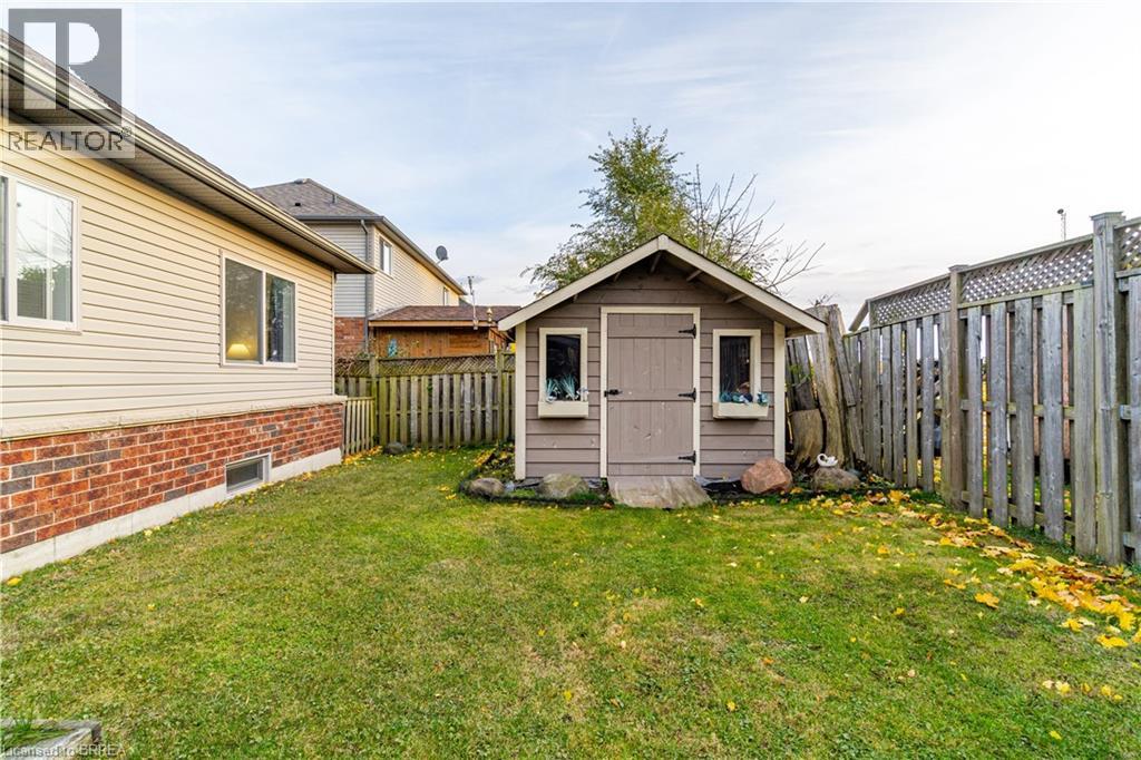 11 Irongate Drive, Paris, Ontario  N3L 4G4 - Photo 23 - 40803160