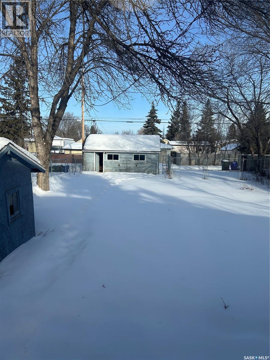 522 8th Street E, Prince Albert, Saskatchewan  S6V 0W6 - Photo 11 - SK027974