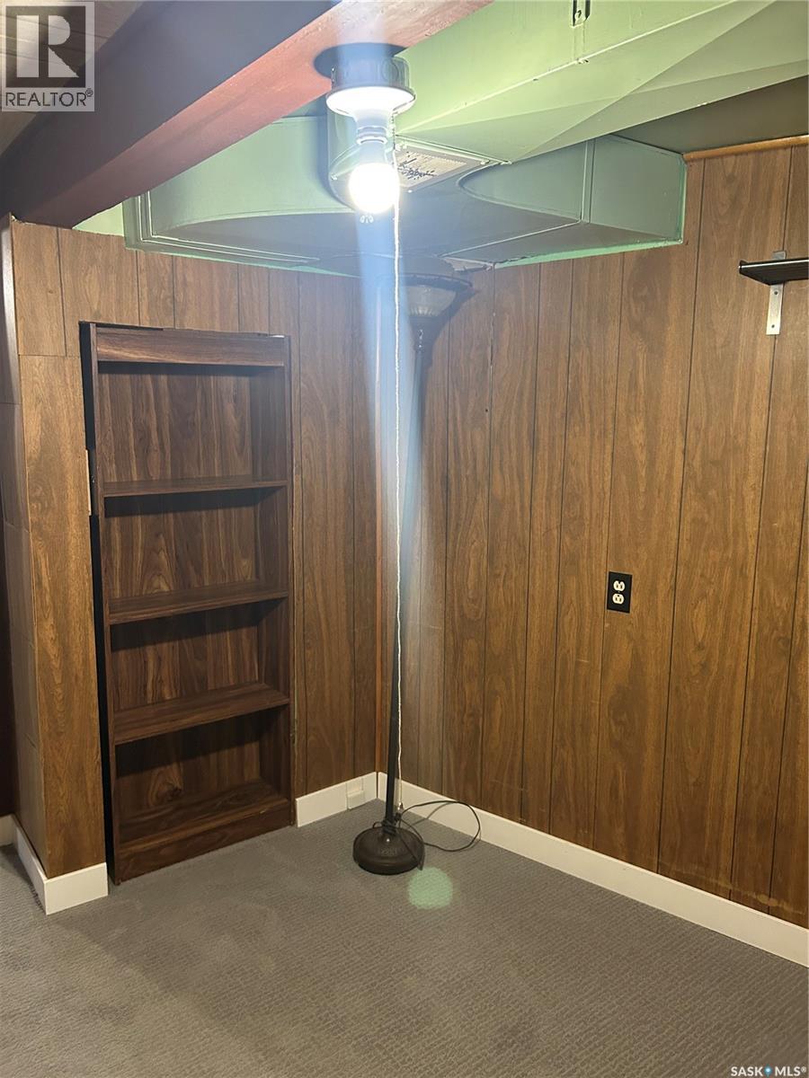 522 8th Street E, Prince Albert, Saskatchewan  S6V 0W6 - Photo 22 - SK027974