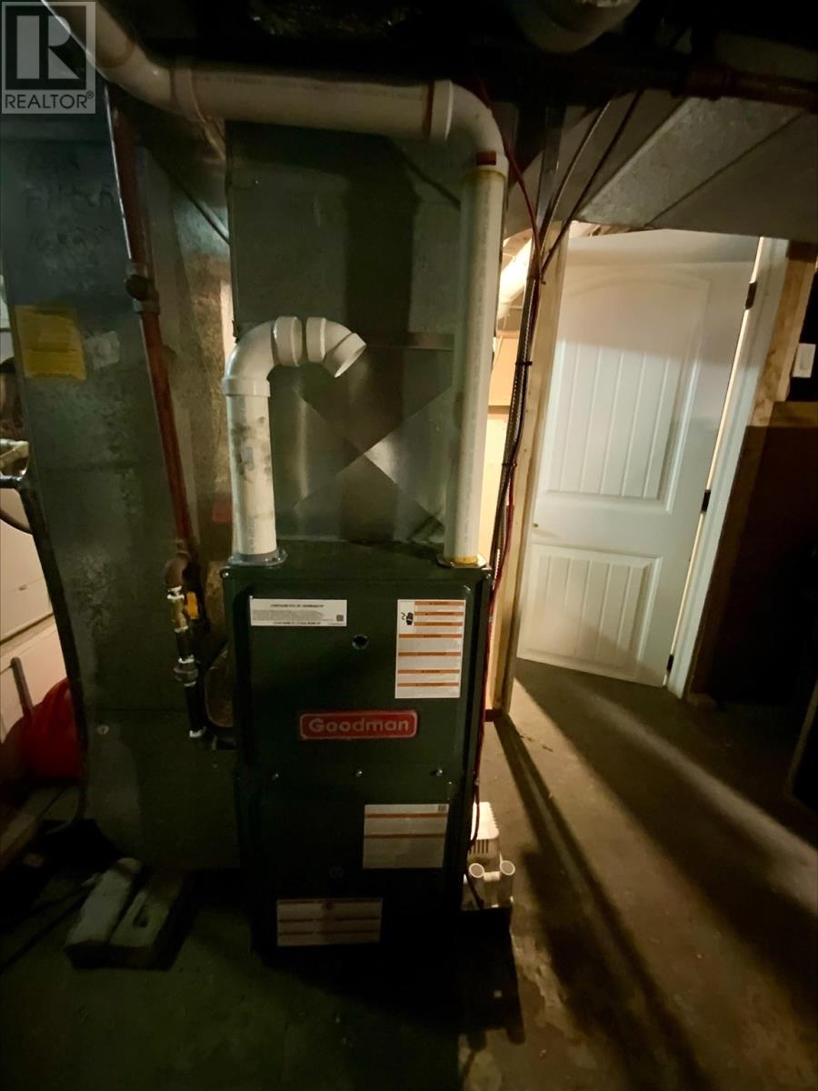 248 Albert St W, Sault Ste. Marie, Ontario  P6A 1B6 - Photo 16 - SM260235