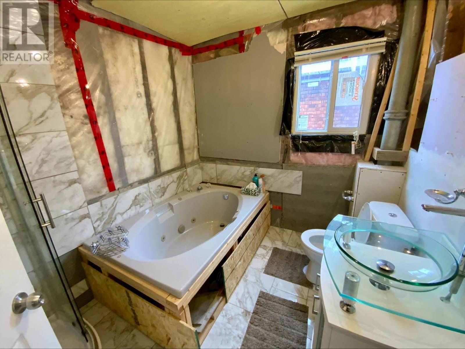 248 Albert St W, Sault Ste. Marie, Ontario  P6A 1B6 - Photo 14 - SM260235