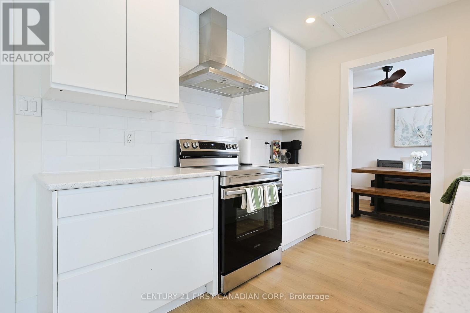 696 Griffith Street, London South (South K), Ontario  N6K 2W4 - Photo 14 - X12761364