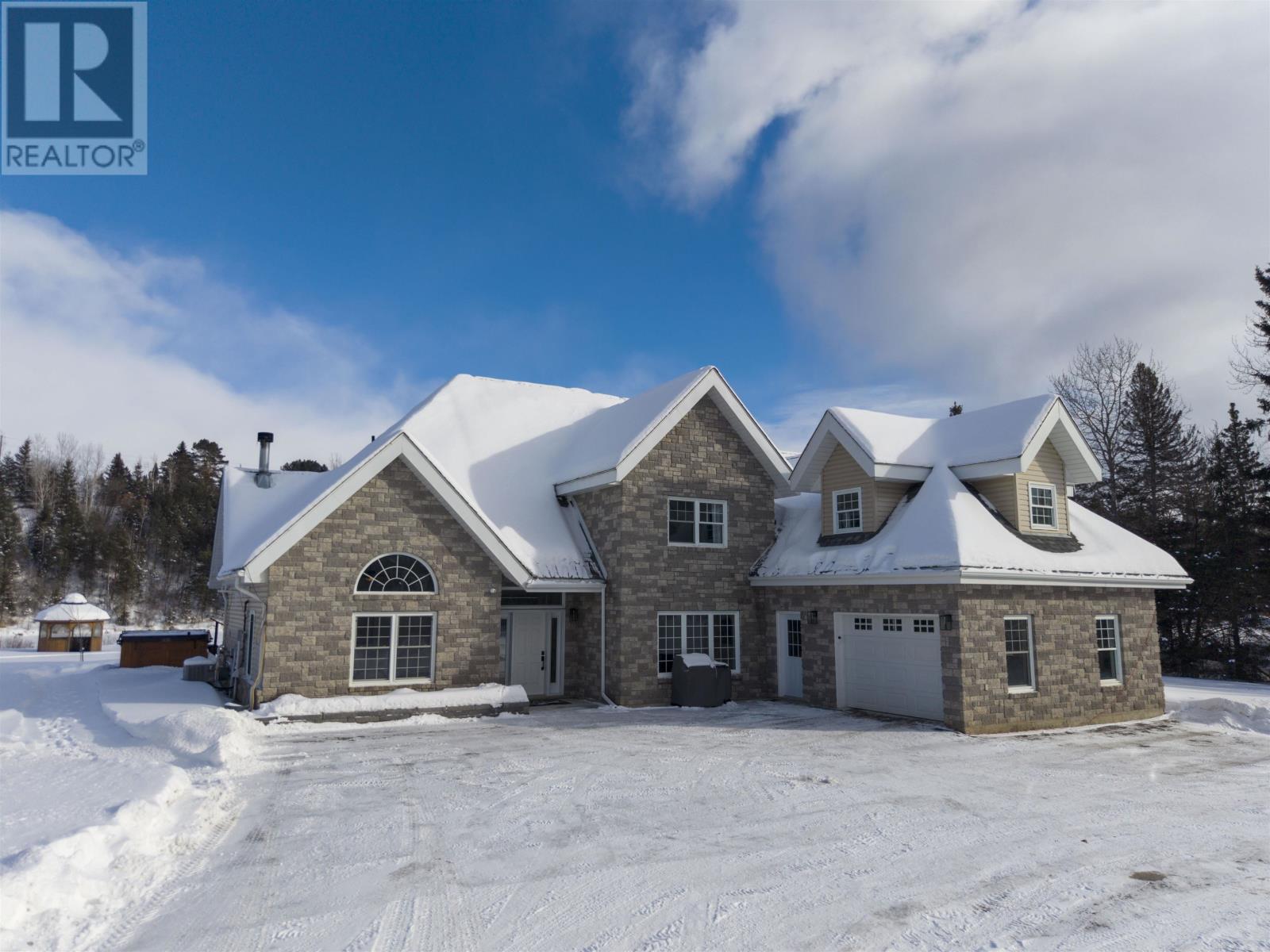 1009 Riverdale Rd, Thunder Bay, Ontario  P7J 1N3 - Photo 45 - TB2600168