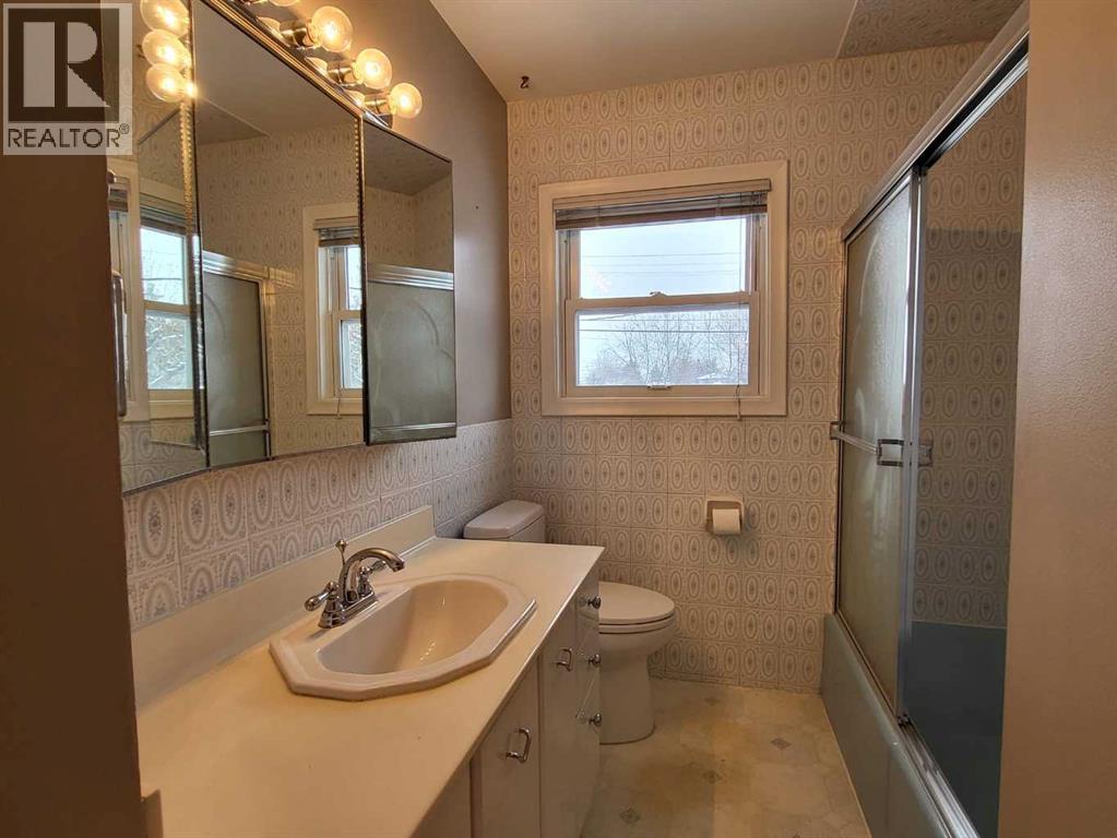 22 Montrose Crescent Ne, Calgary, Alberta  T2E 5N9 - Photo 15 - A2280063