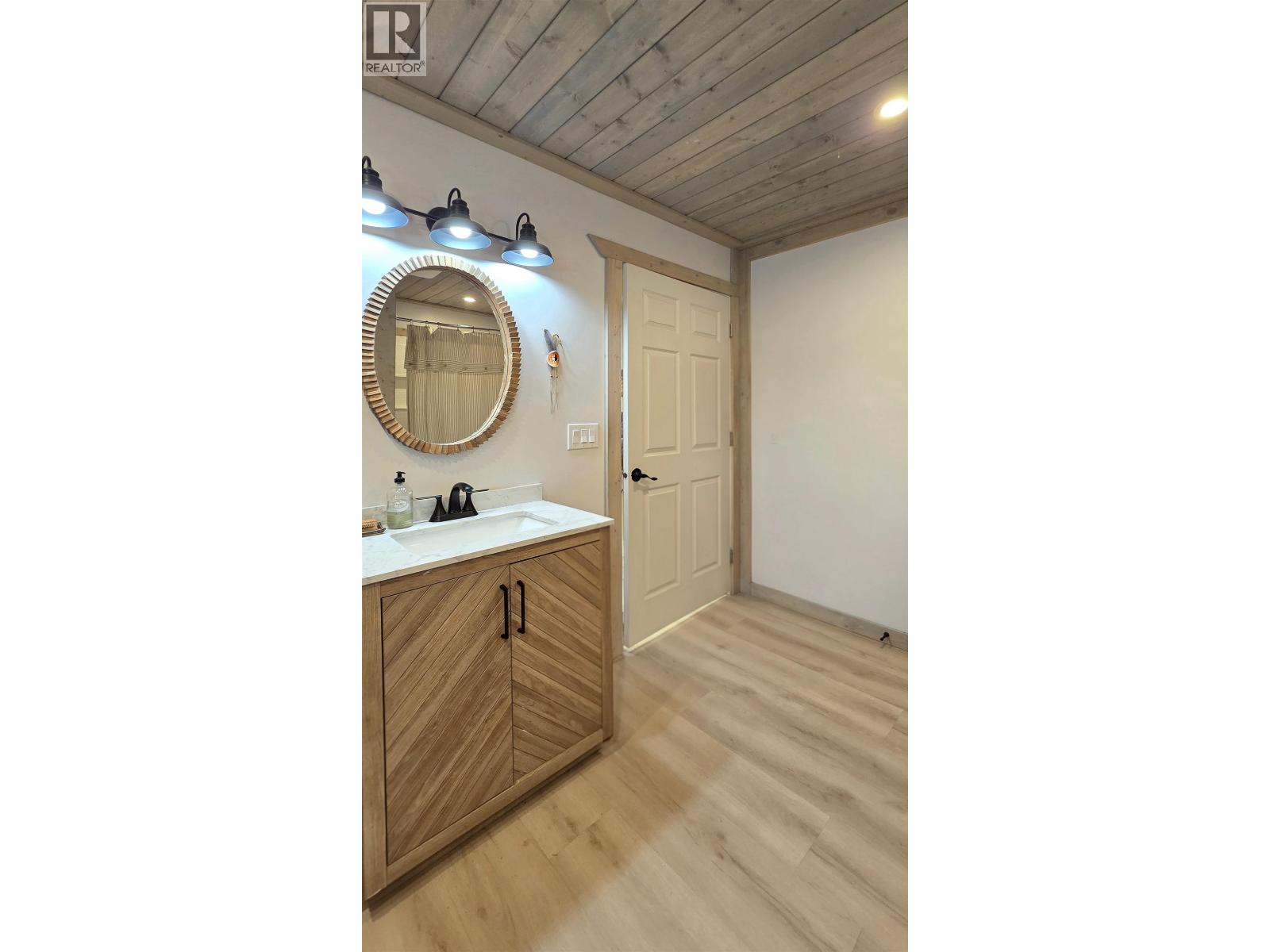 3214 Bradley Creek Road, Forest Grove, British Columbia  V0K 2E2 - Photo 11 - R3080148