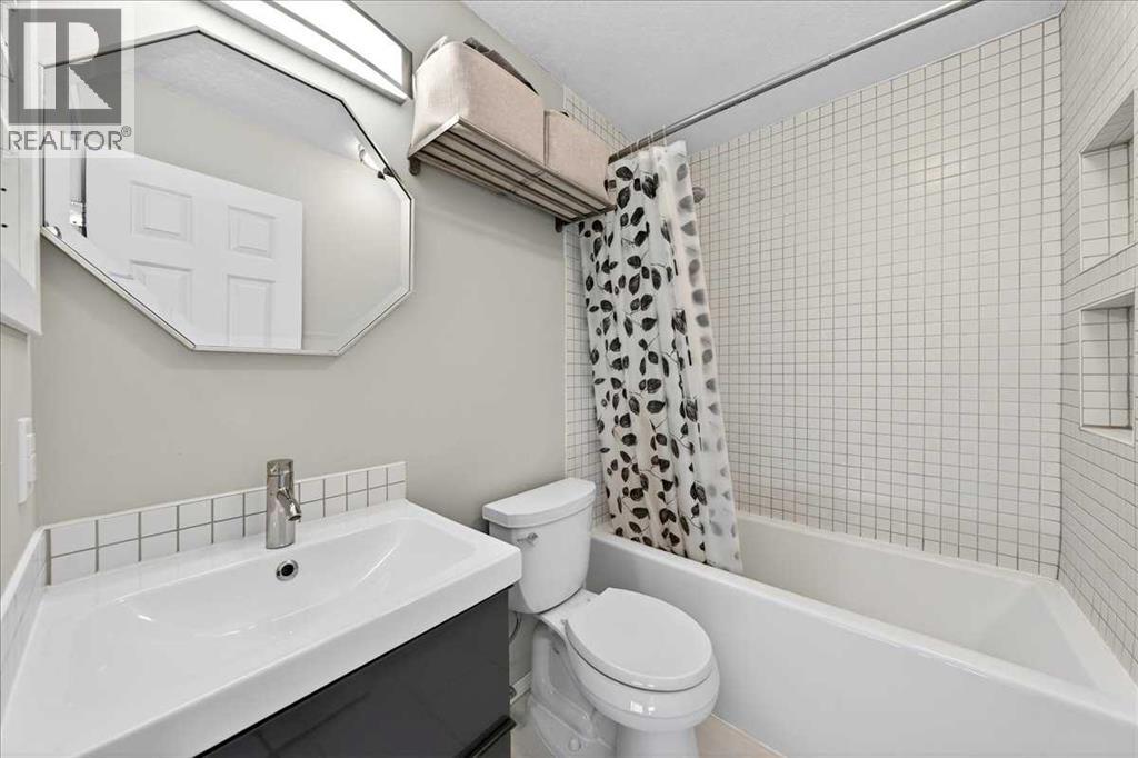 112 Glamis Terrace Sw, Calgary, Alberta  T3E 6V3 - Photo 26 - A2280483