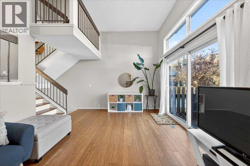 112 Glamis Terrace Sw, Calgary, Alberta  T3E 6V3 - Photo 10 - A2280483